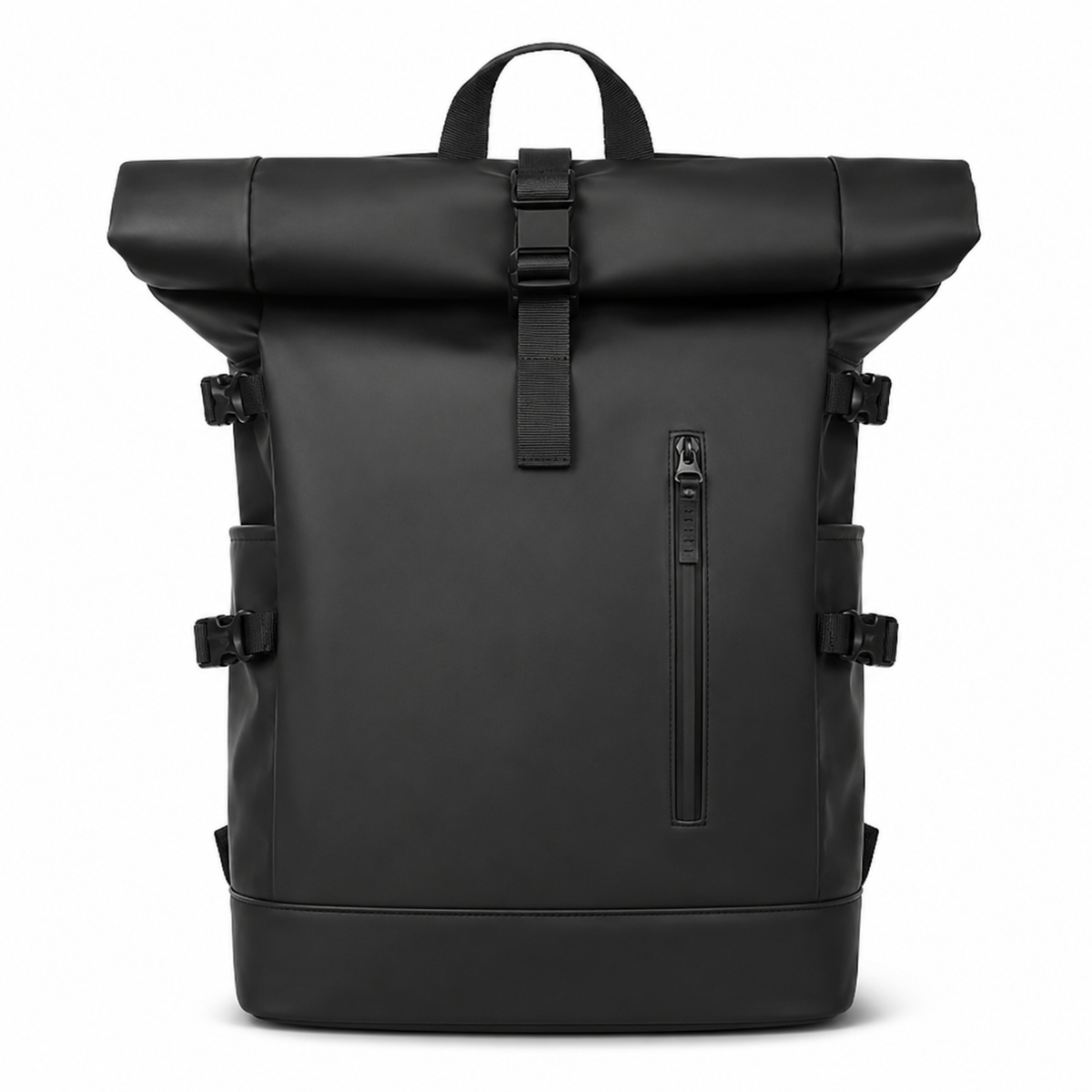 Sac à dos roll-top noir, vue de face : haut enroulé, sangle à boucle et poche avant zippée verticale