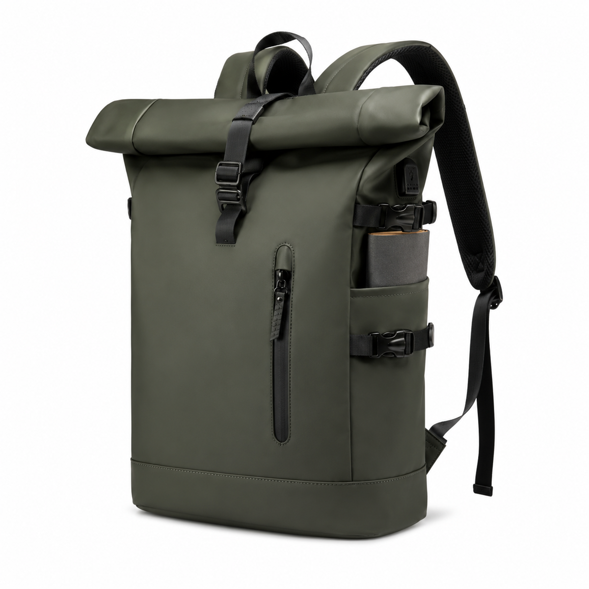 Sac à dos roll-top vert olive, vue de trois quarts : port USB et poche latérale garnie