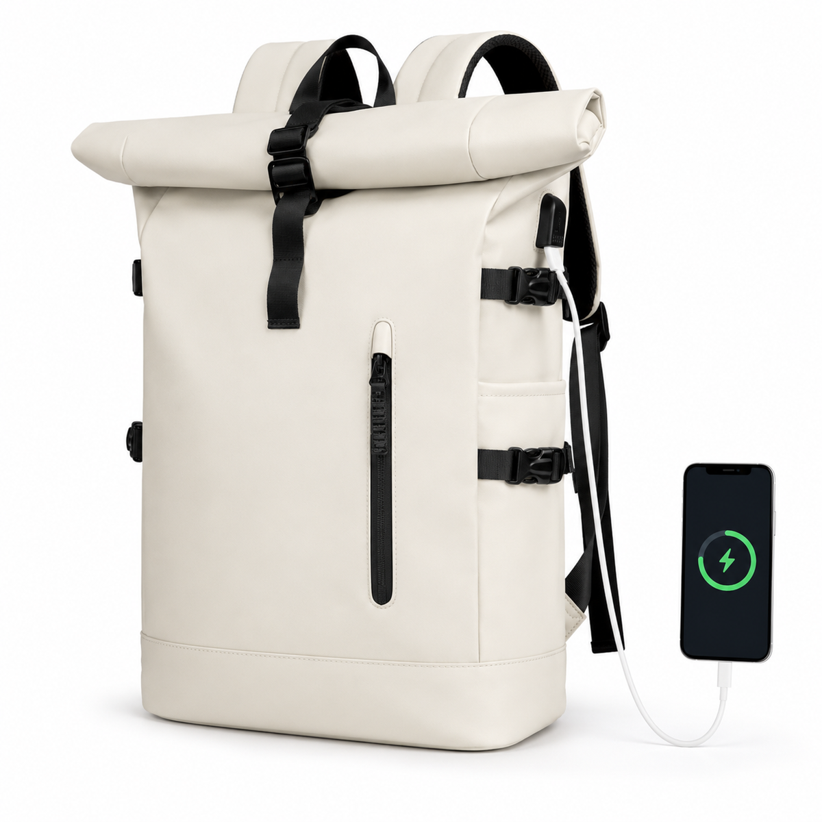 Sac à dos roll-top blanc cassé de trois quarts, câble branché au port USB et relié à un smartphone